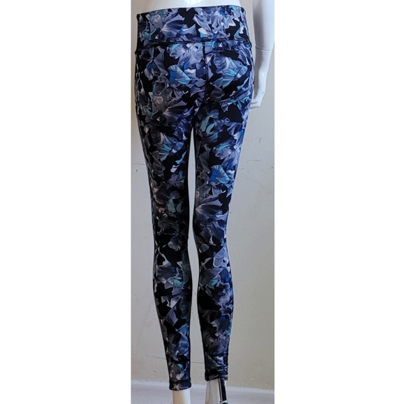 Active wear leggings - Picture 2 of 3